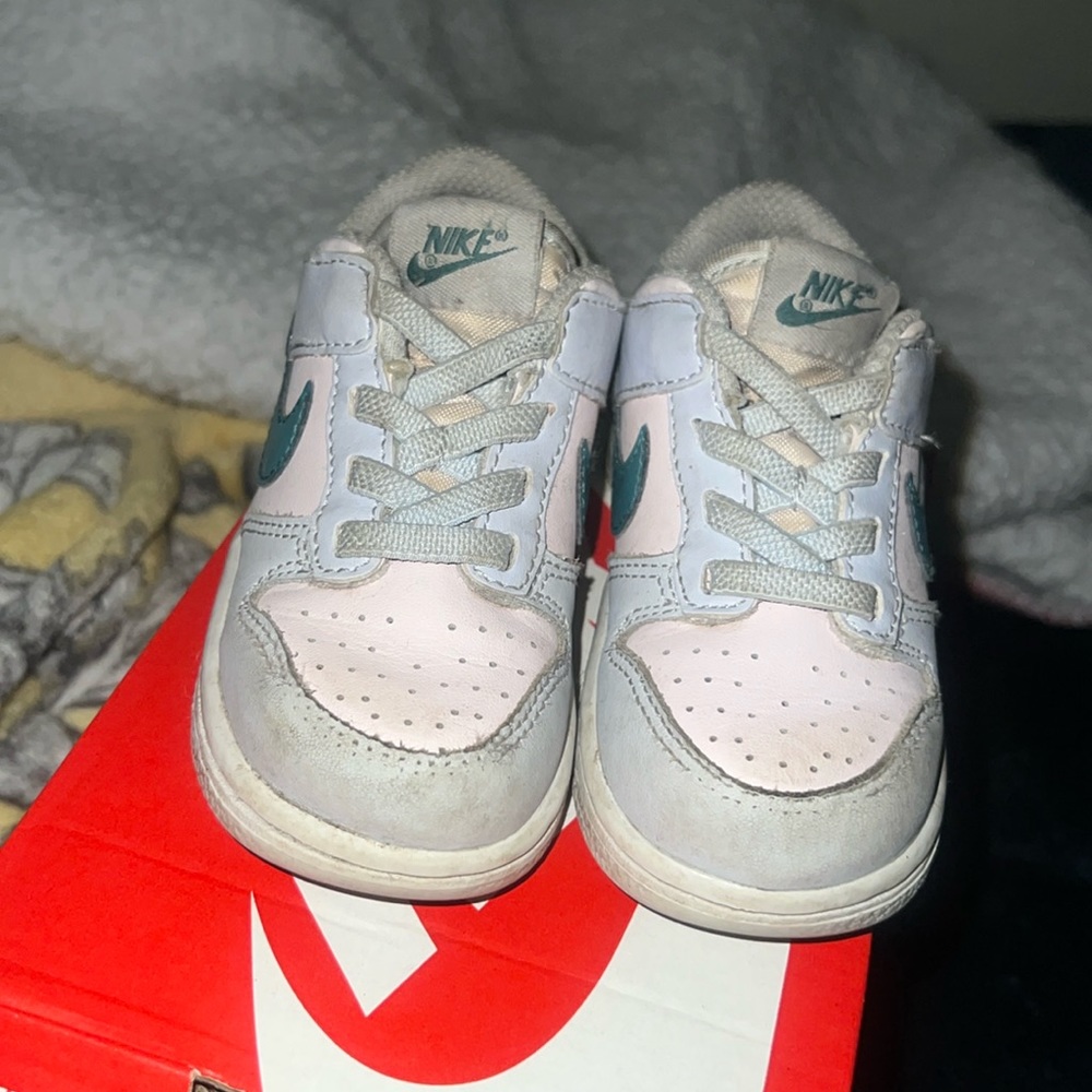 Toddlers dunks size 7c grey and teal